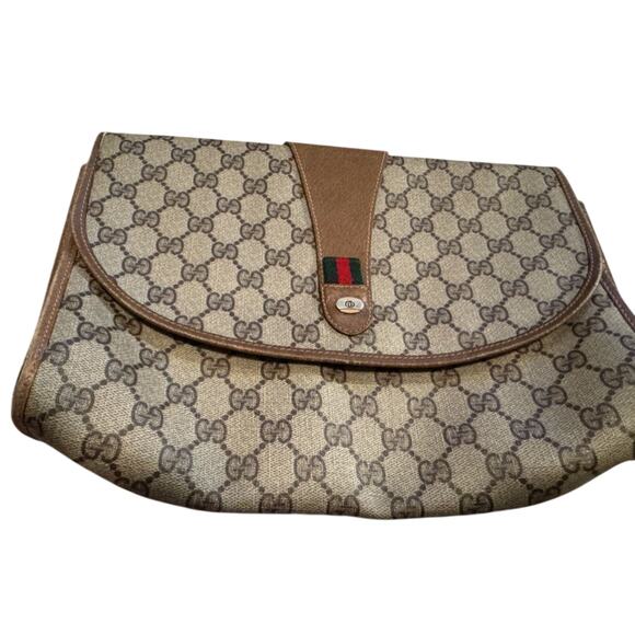 GUCCI GG Supreme Leather Trim Clutch with Dust Bag, Luxury Posh Party Host Pick - Picture 2 of 16